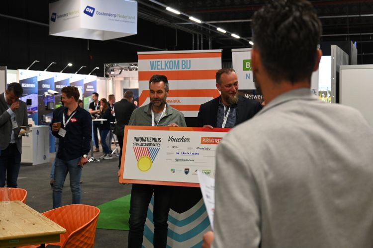 Publiciteitsvoucher voor De Lange Leegte Publiciteitsvoucher voor De Lange Leegte