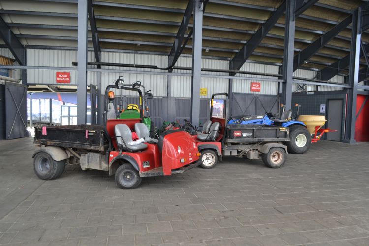 Een klein deel van het machinepark. Een klein deel van het machinepark.