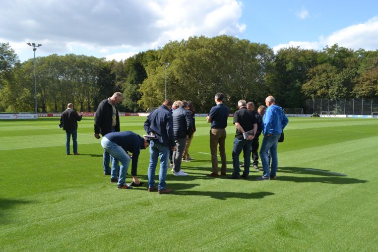 Inspectie van het trainingsveld Inspectie van het trainingsveld