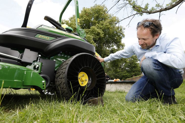 De Tweel Turf radiaalband is één van de genomineerden