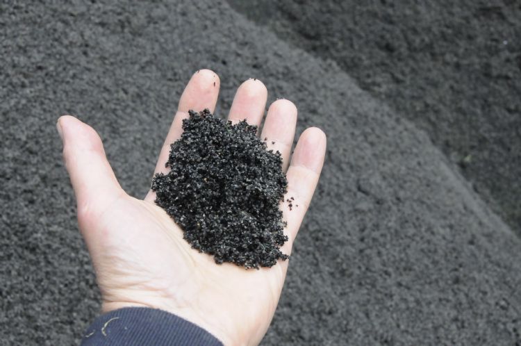 Instrepitus wil dat Tilburg stopt met het gebruik van rubberkorrels op sportvelden.