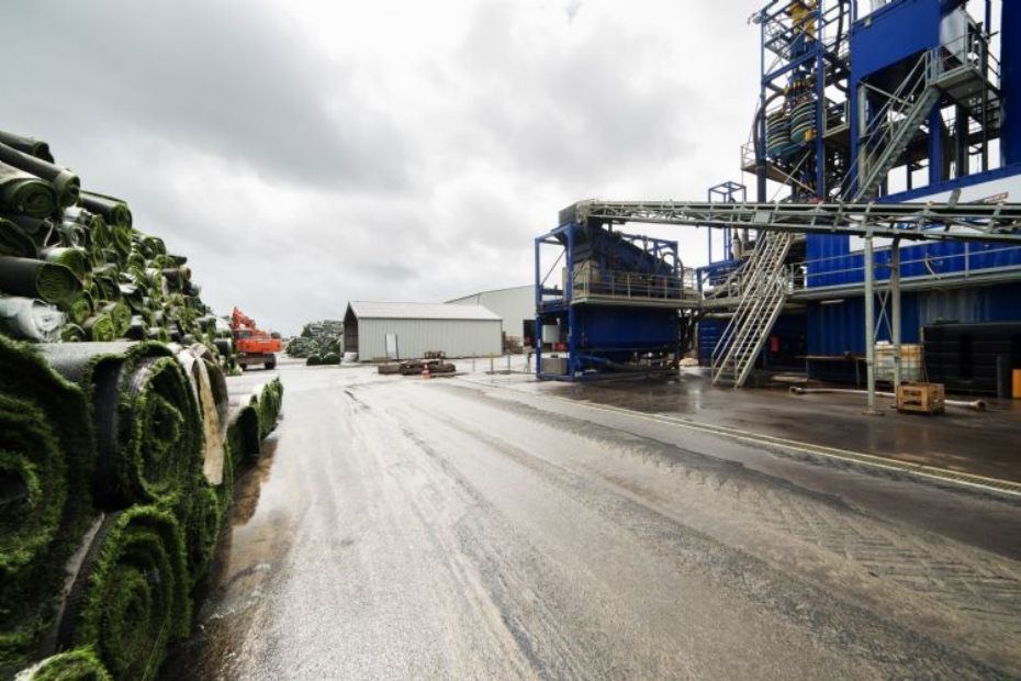 De recyclingfabriek van GBN-AGR in Amsterdam (archief NWST)