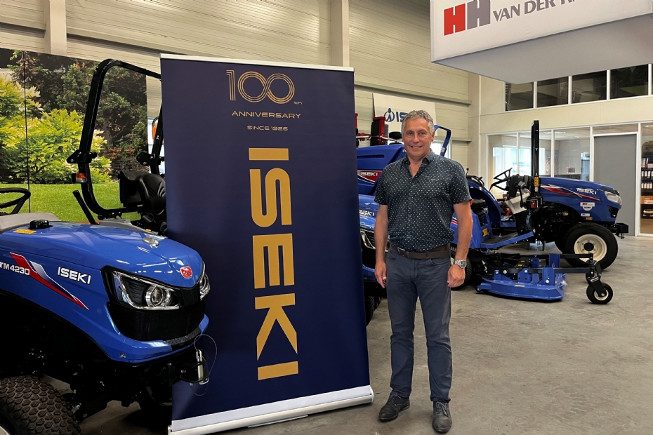 Michael van der Lienden in de showroom in Geldermalsen.